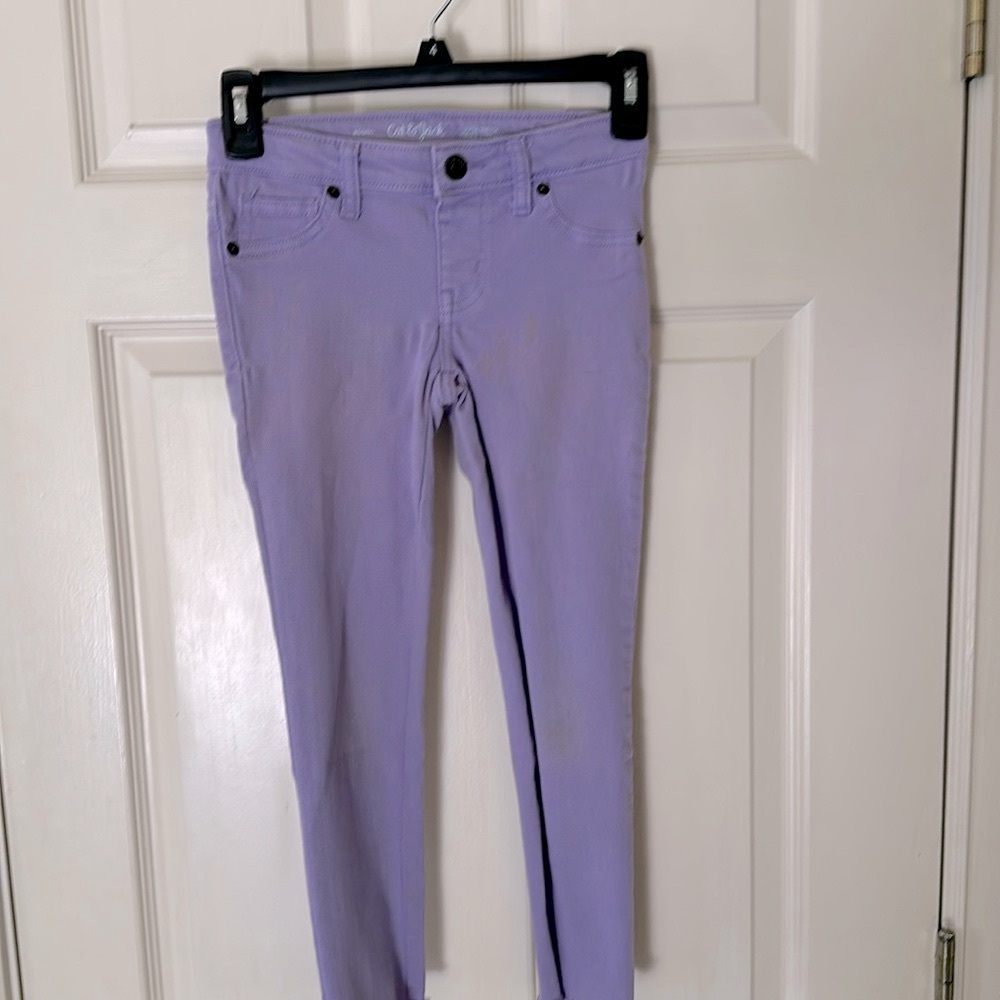 BACK TO SCHOOL:    Girls size 7 Cat &Jack stretch jeggings..